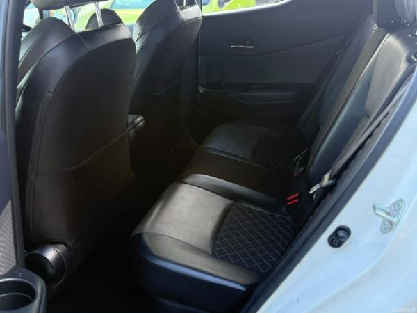 2020 Toyota C-HR Hybrid Automatic 400746965