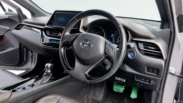TOYOTA C-HR 1.8L HYBRID G-PACKAGE LEATHER INTERIOR 400747647