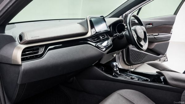 TOYOTA C-HR 1.8L HYBRID G-PACKAGE LEATHER INTERIOR 400747653