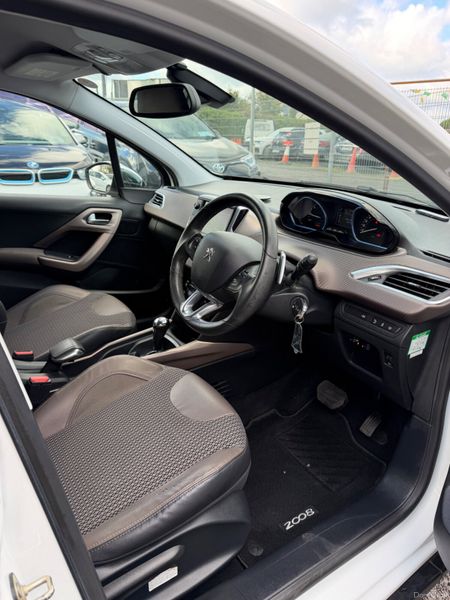 Peugeot 2008 Automatic 400749181