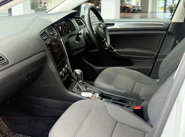 2019 Volkswagen Golf  Mark7.5 /23 K only 400754047