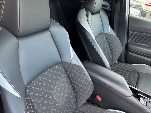 TOYOTA CHR 2019, 1.8 HYBBRID AUTO HIGH SPEC LOW KM 400767597