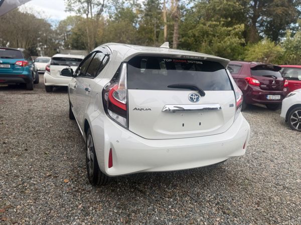 Toyota Aqua 2021 **LowMilage ** 400769749