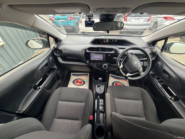 Toyota Aqua 2021 **LowMilage ** 400769771