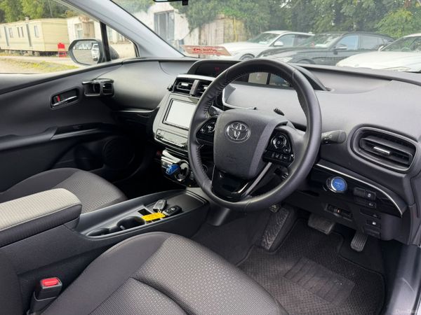 2020 TOYOTA PRIUS HYBRID 400771061