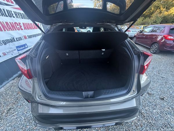 Toyota CHR 2019 **finance Available ** 400710365