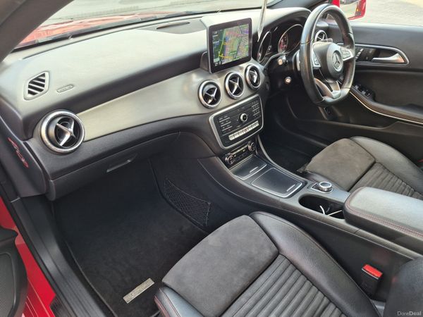 2017 Mercedes 180 CLA AMG Line 400712571