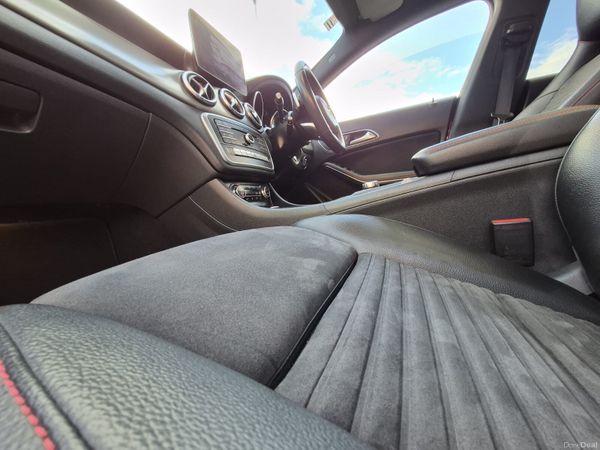 2017 Mercedes 180 CLA AMG Line 400712591