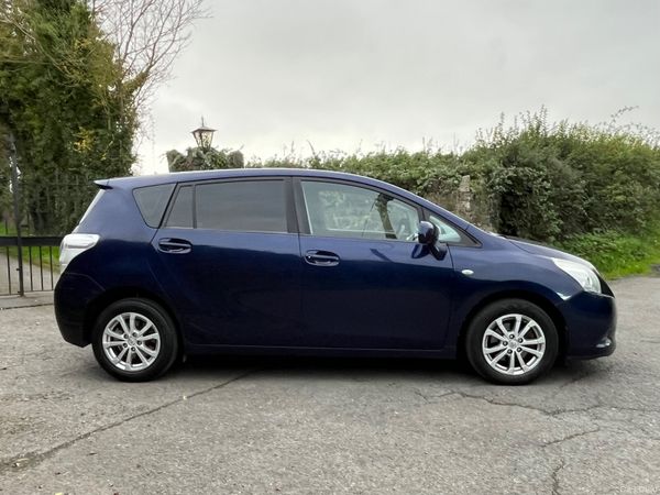 Toyota Verso  1.6 Valvematic Aura. New nct 400735873