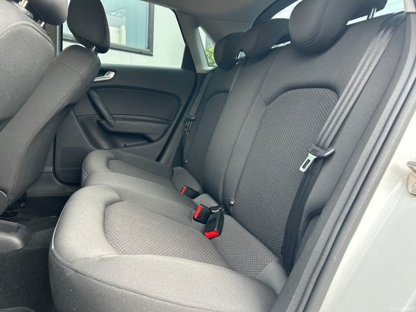 Audi A1 1.0 TFSI Auto 2017 400861235