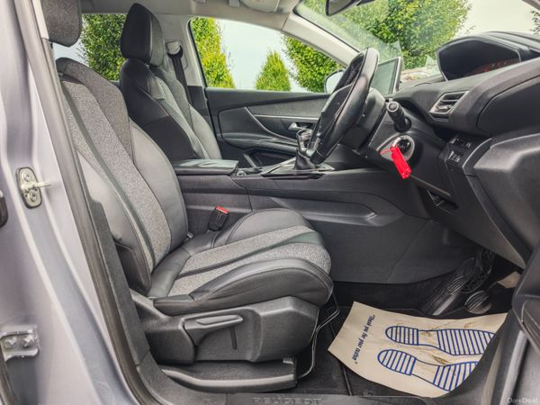 Peugeot 3008 2018 400863045