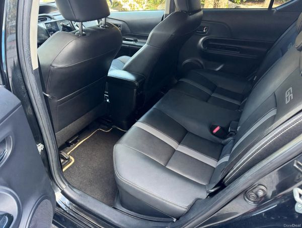 2015 Toyota Aqua Hybrid / GS /Spec Automatic 400826883