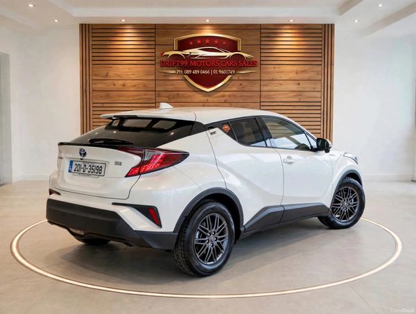 2020 Toyota C-HR Hybrid Automatic 400827161