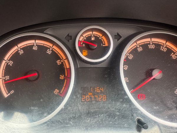 Opel Corsa 2009 400837329