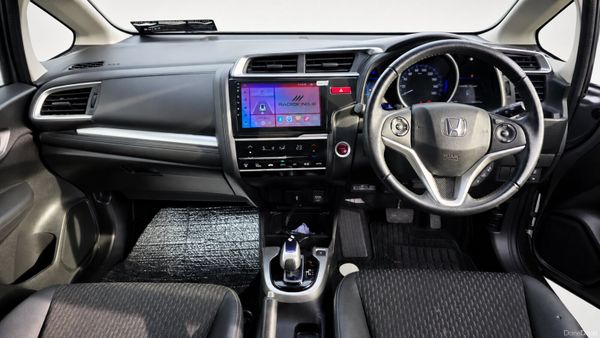 Honda Fit 1.5L Hybrid | L-Package | **Lowe Mileage 400839835