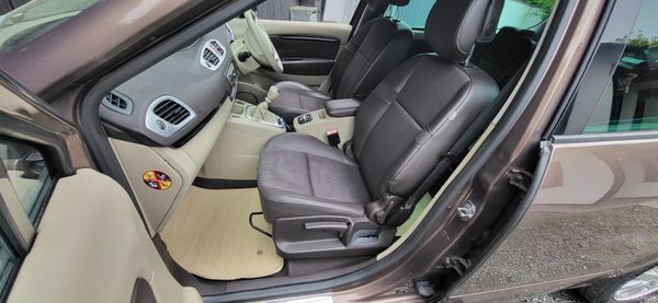 10 GRAND SCENIC .. 7 SEATS.. 1.5 DCI.. NCT 04/27 400940393