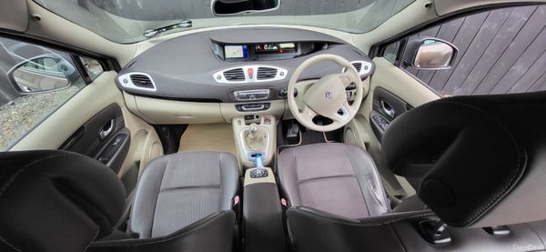 10 GRAND SCENIC .. 7 SEATS.. 1.5 DCI.. NCT 04/27 400940399