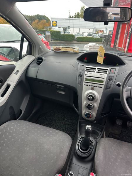 Toyota Yaris 1.0 Petrol NCT TAX LOW KMS 400941713