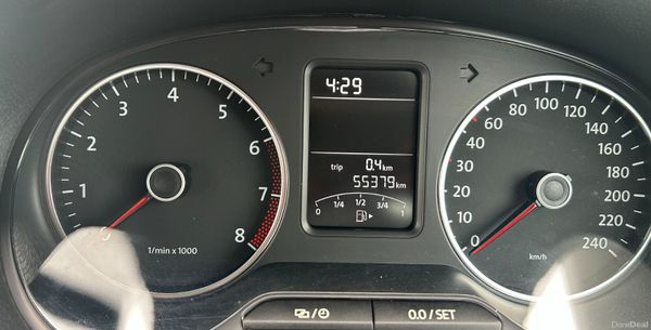 2014 Volkswagen Polo | Automatic 400948745