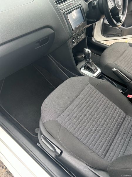 2014 Volkswagen Polo | Automatic 400948705