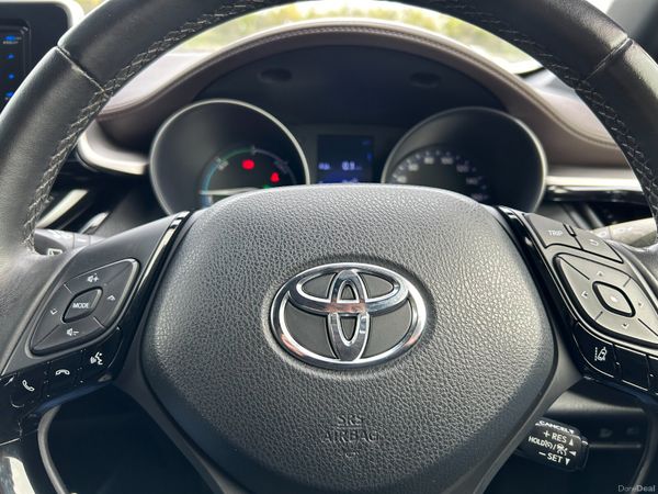 TOYOTA CHR 2017, 1.8 HYBRID AUTO LOW KM HIGH SPEC 400949391