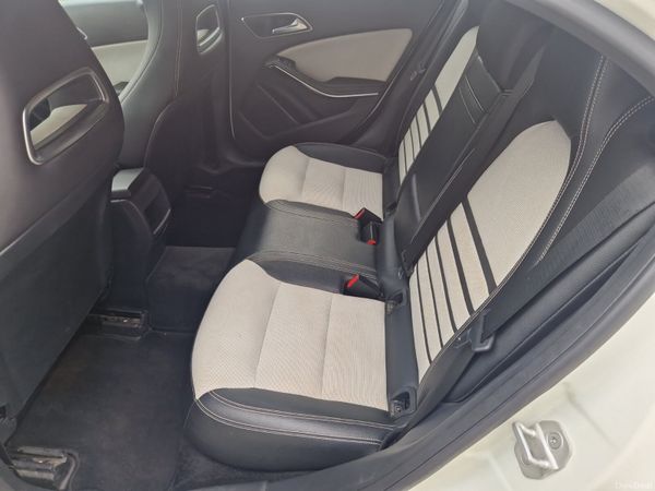 2014 MERCEDES BENZ A180 1.6 PETROL AUTOMATIC 400952685