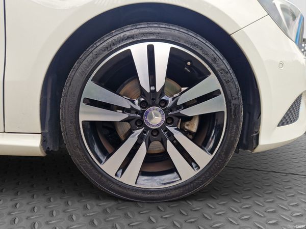 2014 MERCEDES BENZ A180 1.6 PETROL AUTOMATIC 400952693