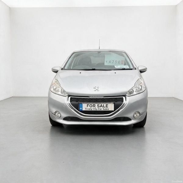 2014 Peugeot 208 Active, 3 of 10