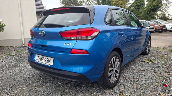 2017 HYUNDAI  i30 1.4 DELUXE 400963471