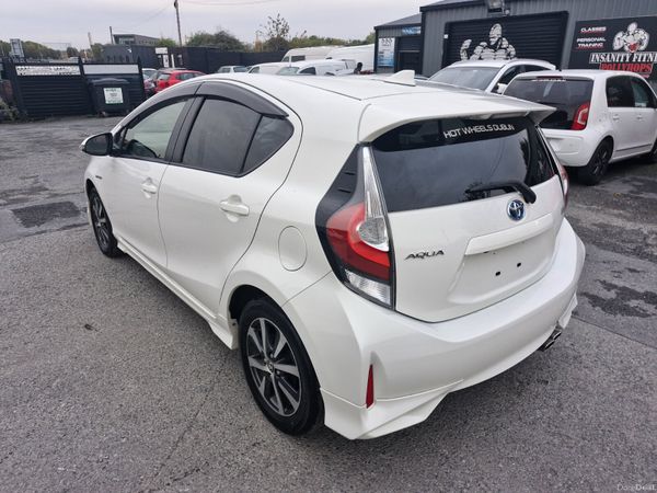 2017 Toyota Aqua 1.5L Hybrid Sport Edition BodyKit 400987343
