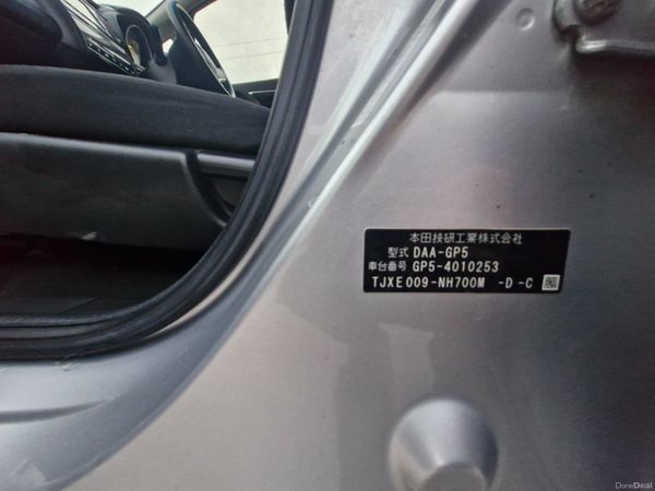 2014 Honda Fit 1.5L Hybrid Automatic Low Mileag 400988301