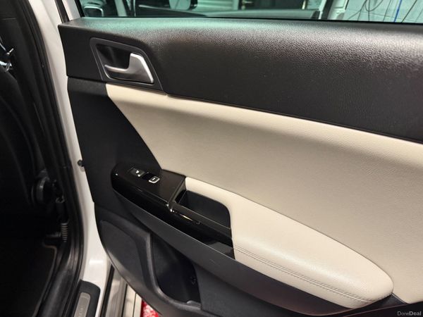 2018 KIA SPORTAGE       AUTOMATIC ! 400903503