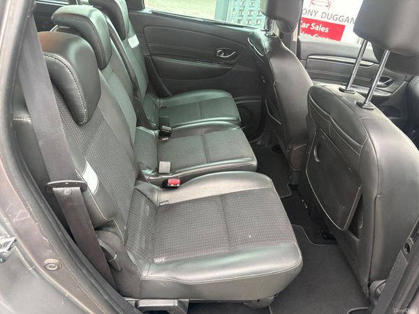 162 Renault Grand Scenic 7 seater 400913783