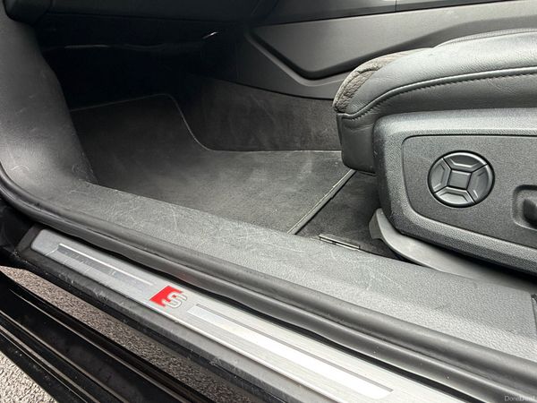Now Reserved! Audi A6 S-Line Black Ed. Styling! 400915157
