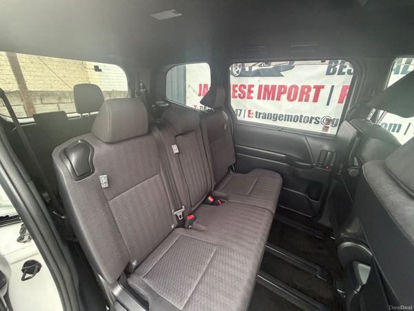 Toyota Noah 2023 **8 Seater** 400920385