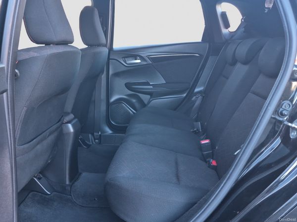 2014 HONDA FIT 1.5 HYBRID  AUTO *FINANCE* 401051639