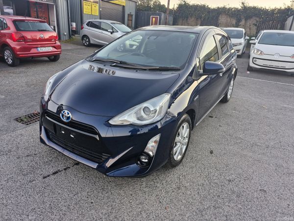 2017 Toyota Aqua 1.5L Hybrid  Automatic Low Miles 401080769