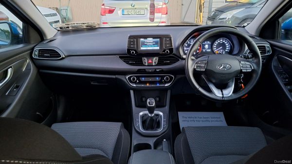 2017 HYUNDAI  i30 1.4 DELUXE 401081469