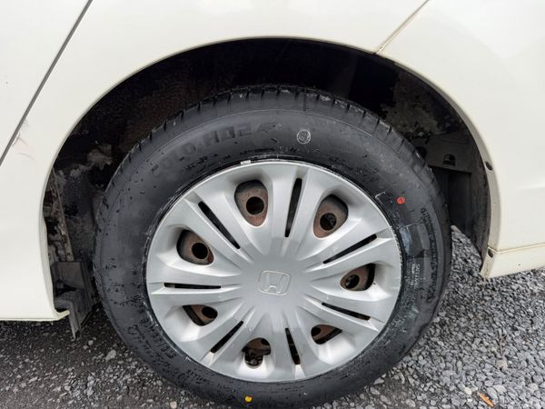11 Honda Insight Hybrid 401092035