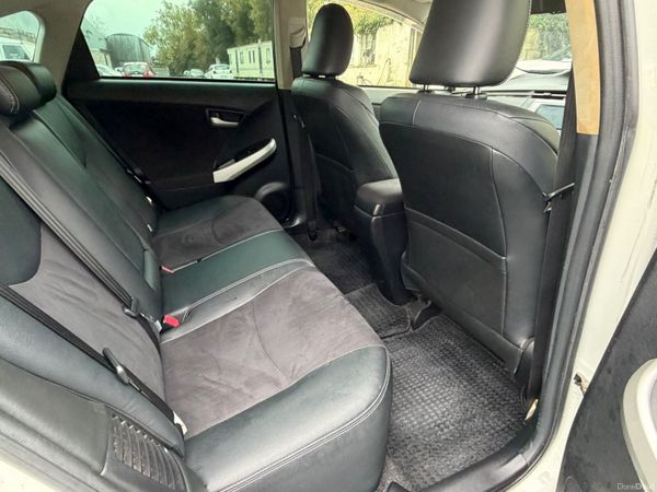 2015 Toyota Prius Hybrid 401092575