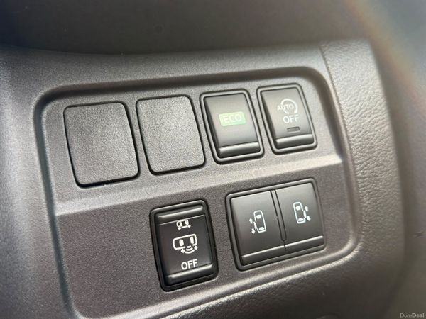 STUNNING 181 Nissan Serena 8 seater remote start 401030299