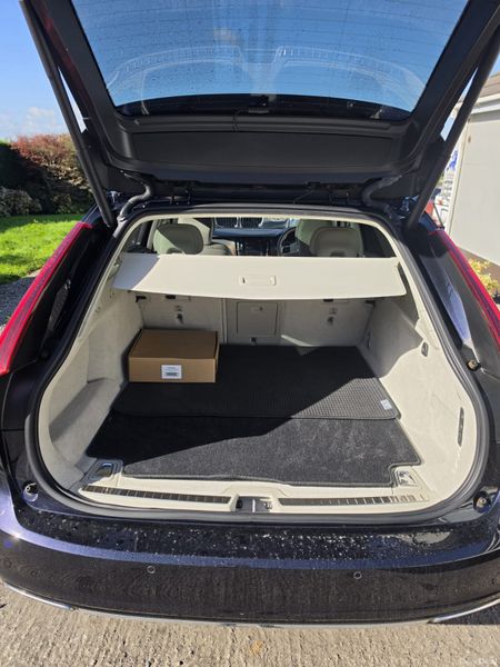 2019 Volvo V90 T8 Plugin Hybrid 401037795