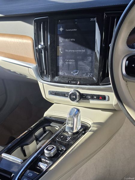 2019 Volvo V90 T8 Plugin Hybrid 401037805