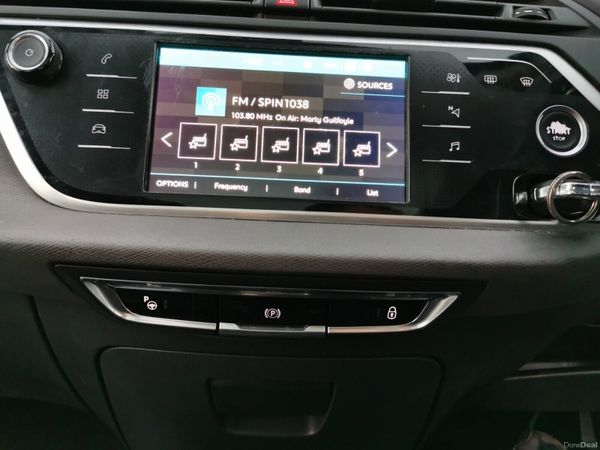 Citroen C4 2017 7 Seater Top Spec Low km 401157403