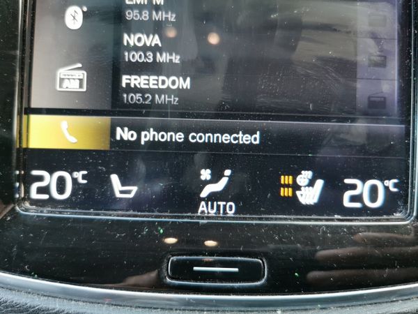 Volvo XC90 2018 401163307