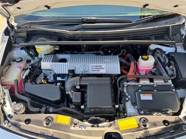 Toyota Prius 2014 401179877