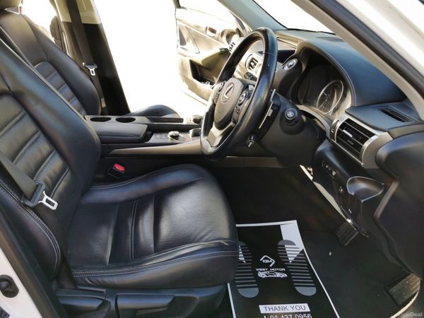 Lexus IS 2015 2.5 Hybrid 401184175