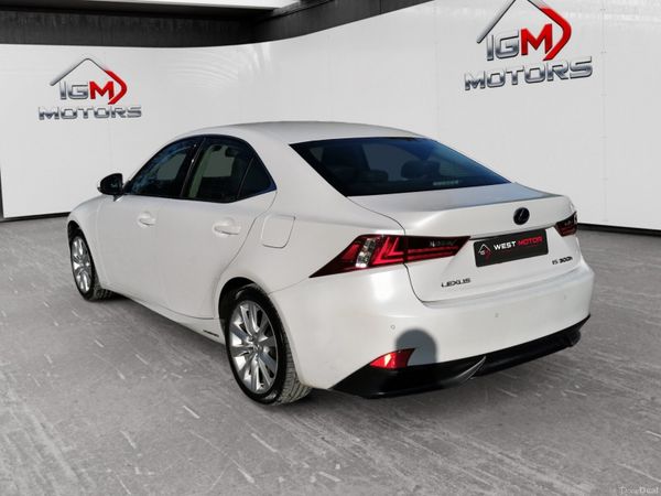 Lexus IS 2015 2.5 Hybrid 401184191