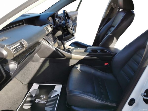 Lexus IS 2015 2.5 Hybrid 401184129