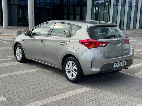 2013 Toyota Auris HYBRID | Nct & Tax | S History 401184759